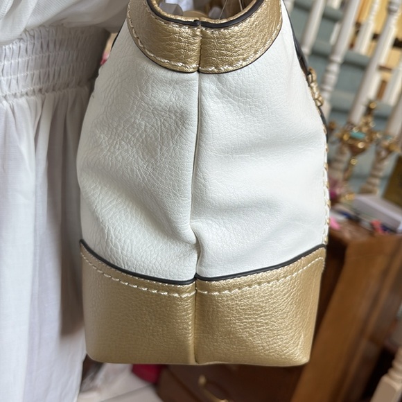 Boc Born shoulder bag white/gold trim & whip stitching 3 compartment NWT - Picture 6 of 17